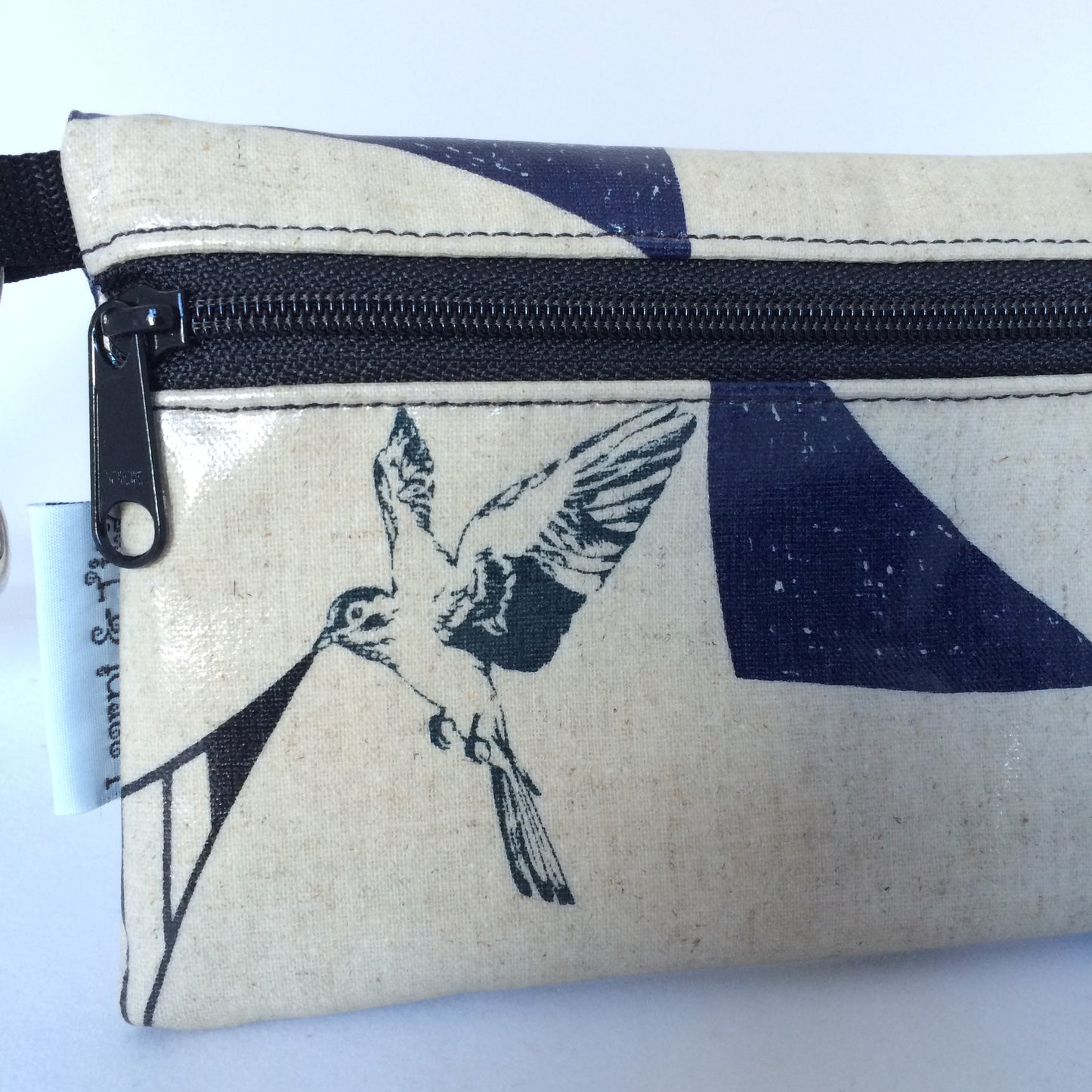 Large Wristlet in Bird on Cream