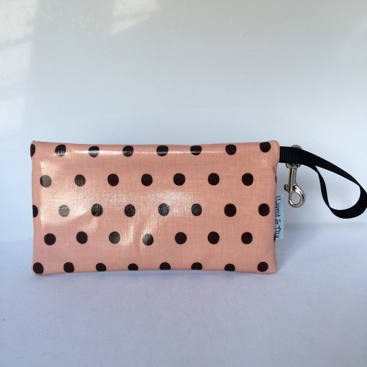 Large Wristlet in Polka Dots peach