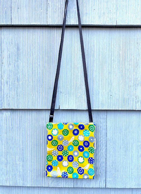 Small Travel Purse in Yellow Bird print