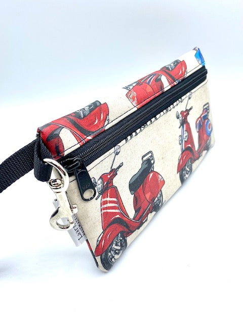 Large Wristlet in Scooter print