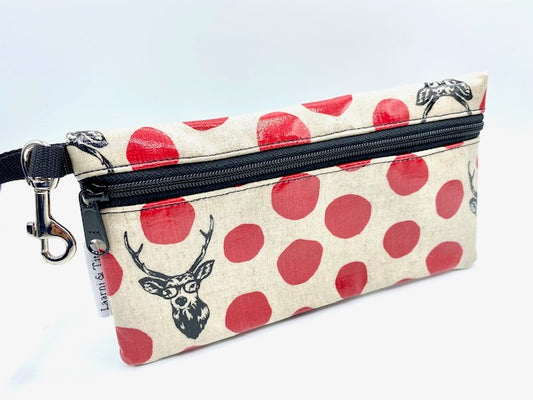 Large Wristlet in Deer w/Glasses red