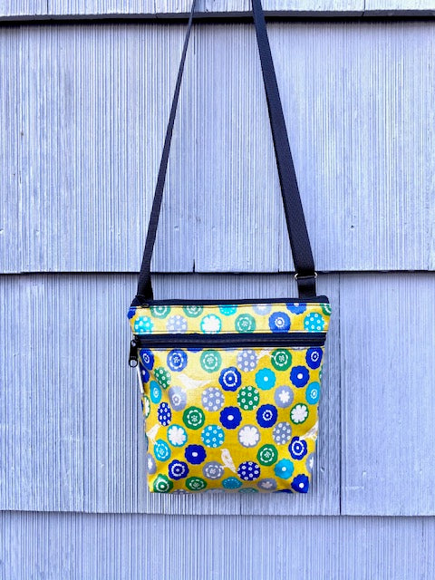 Medium Travel Purse in Yellow Bird