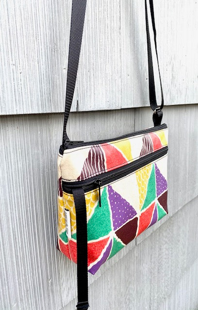 Alyssa Purse in Fun Triangles