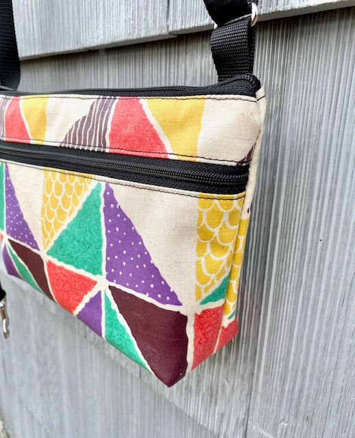 Alyssa Purse in Fun Triangles