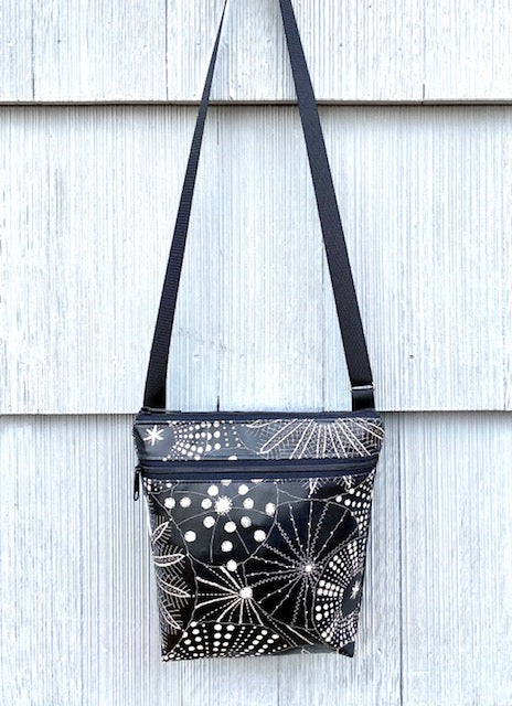 Medium Travel Purse in Black Flowers