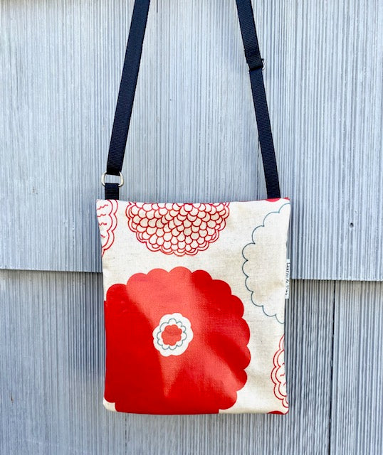 Small Travel Purse in Red Flowers