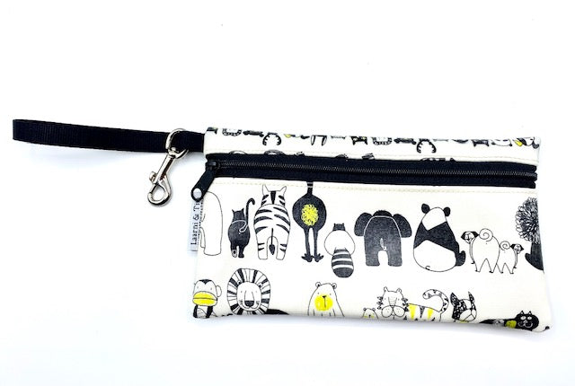 Large Wristlet in Kid Animal Print