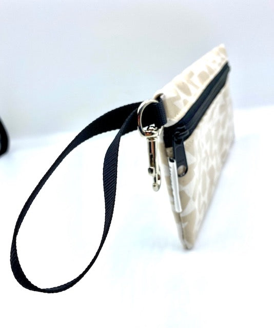 Large Wristlet in Streamers silver/cream