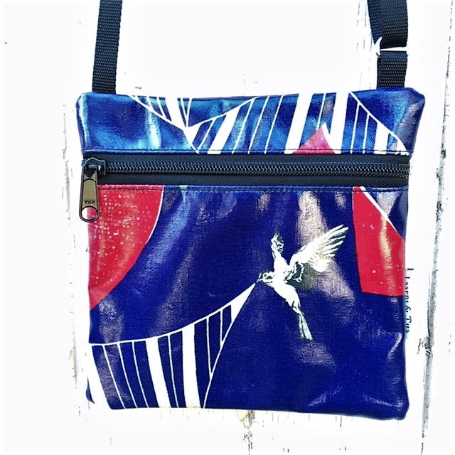 Small Travel Purse in bird in red & blue