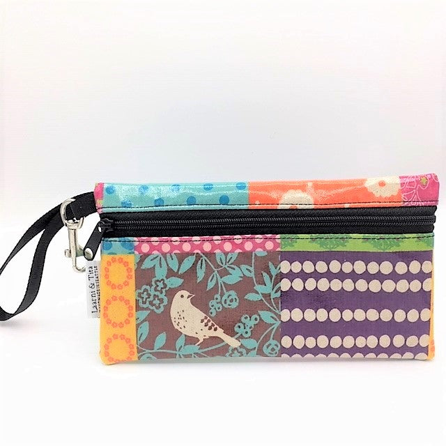 Large Wristlet in Cream Bird Patchwork