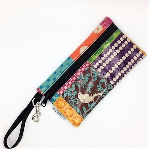Large Wristlet in Cream Bird Patchwork