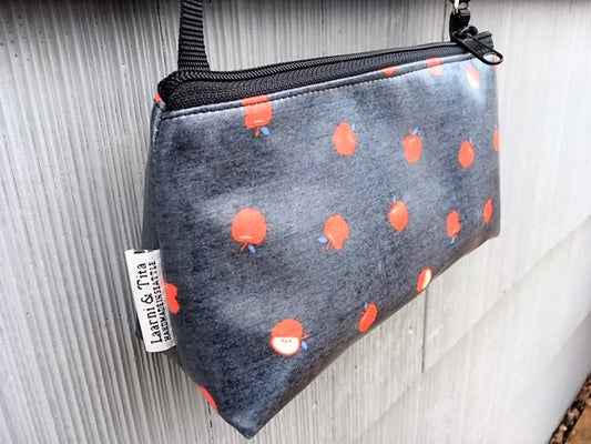 Mini Purse in Red Apples