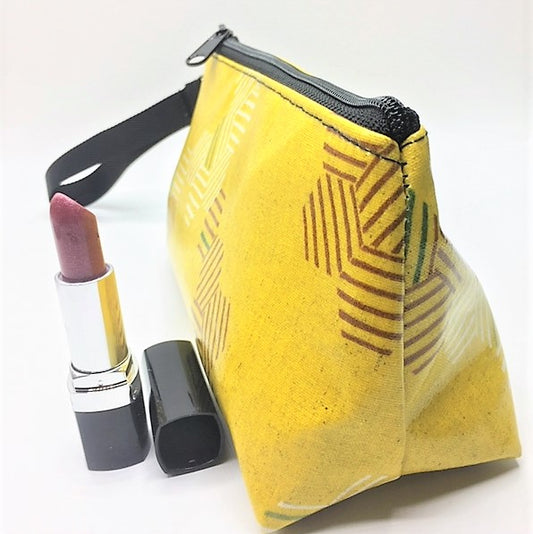 Medium Makeup Bag in Yellow Hexagons